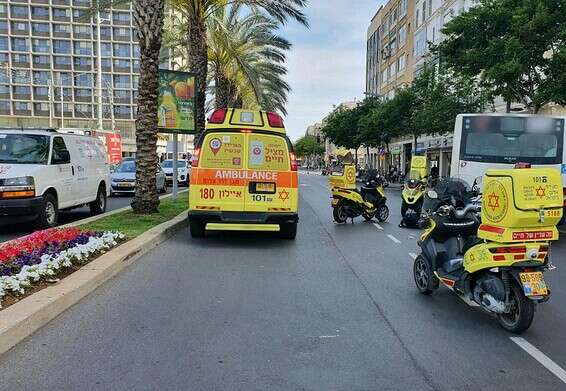 זירת התאונה בתל אביב // צילום: תיעוד מבצעי מד"א